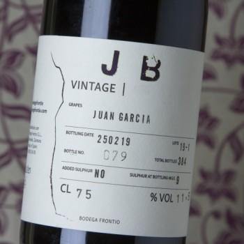 FRONTIO JB JUAN GARCÍA - Bendito Sabor